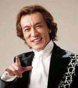 李咏离开央视现主持多档节目，身价飙涨开豪车去健身