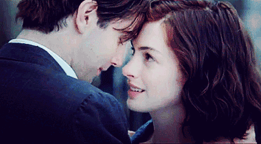 如何在暧昧期开展正确的撩汉?