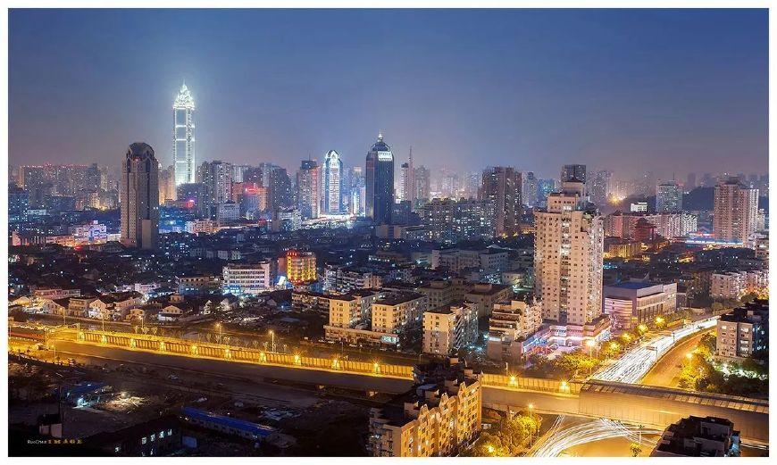 福建省的经济心脏VS江西的王牌老大, 谁把