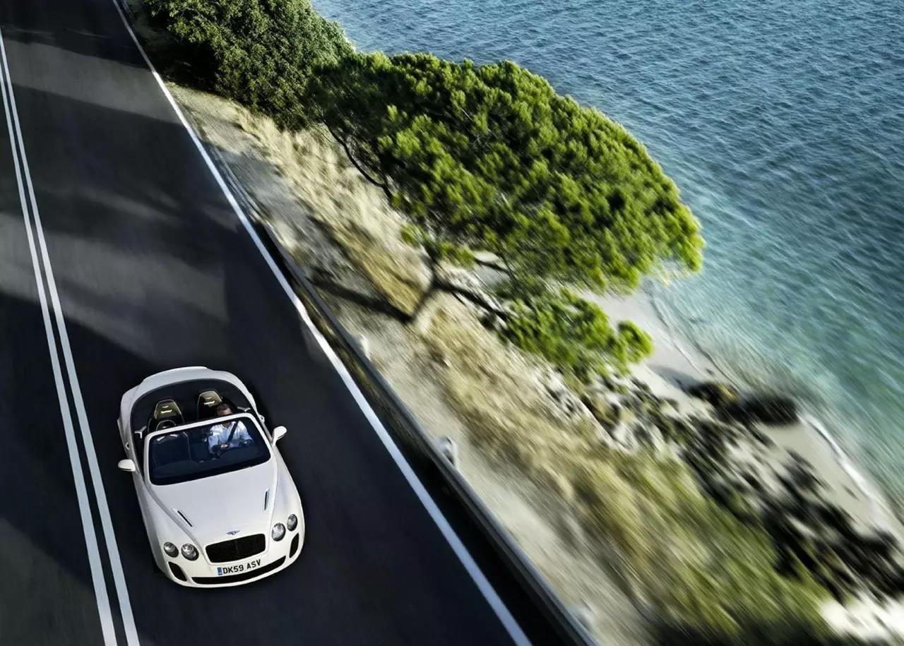 宾利的荣耀已不能用言语形容