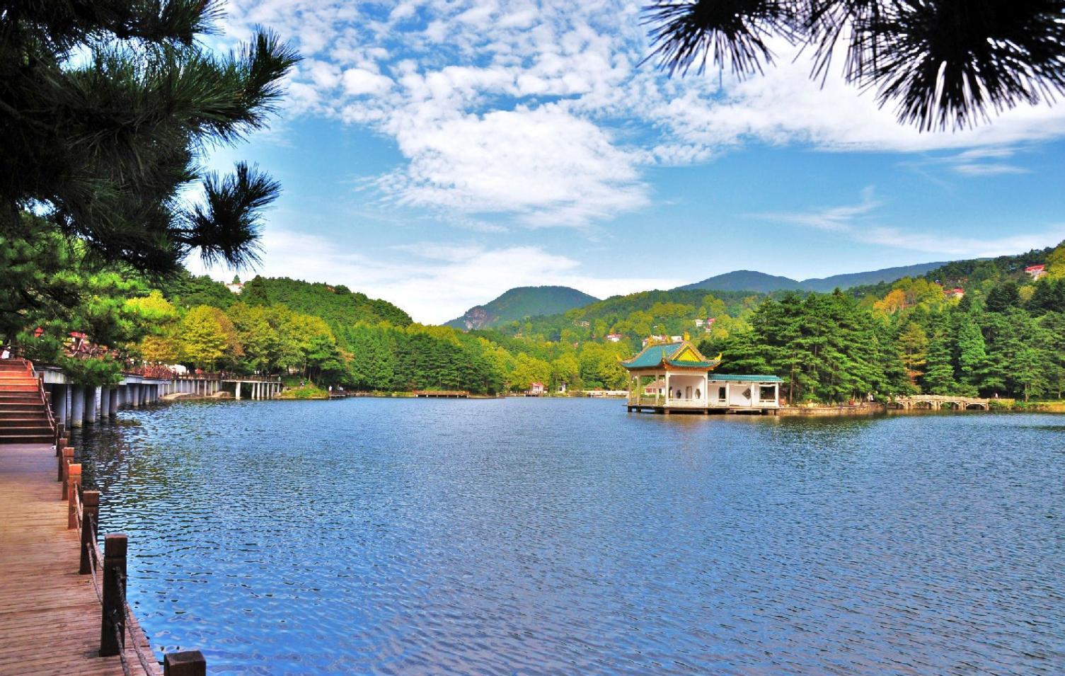 庐山如琴湖, 有桥有亭有花, 绝美旅行游玩胜地!