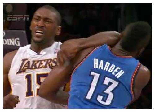 NBA阿泰斯特当年为何会肘击哈登