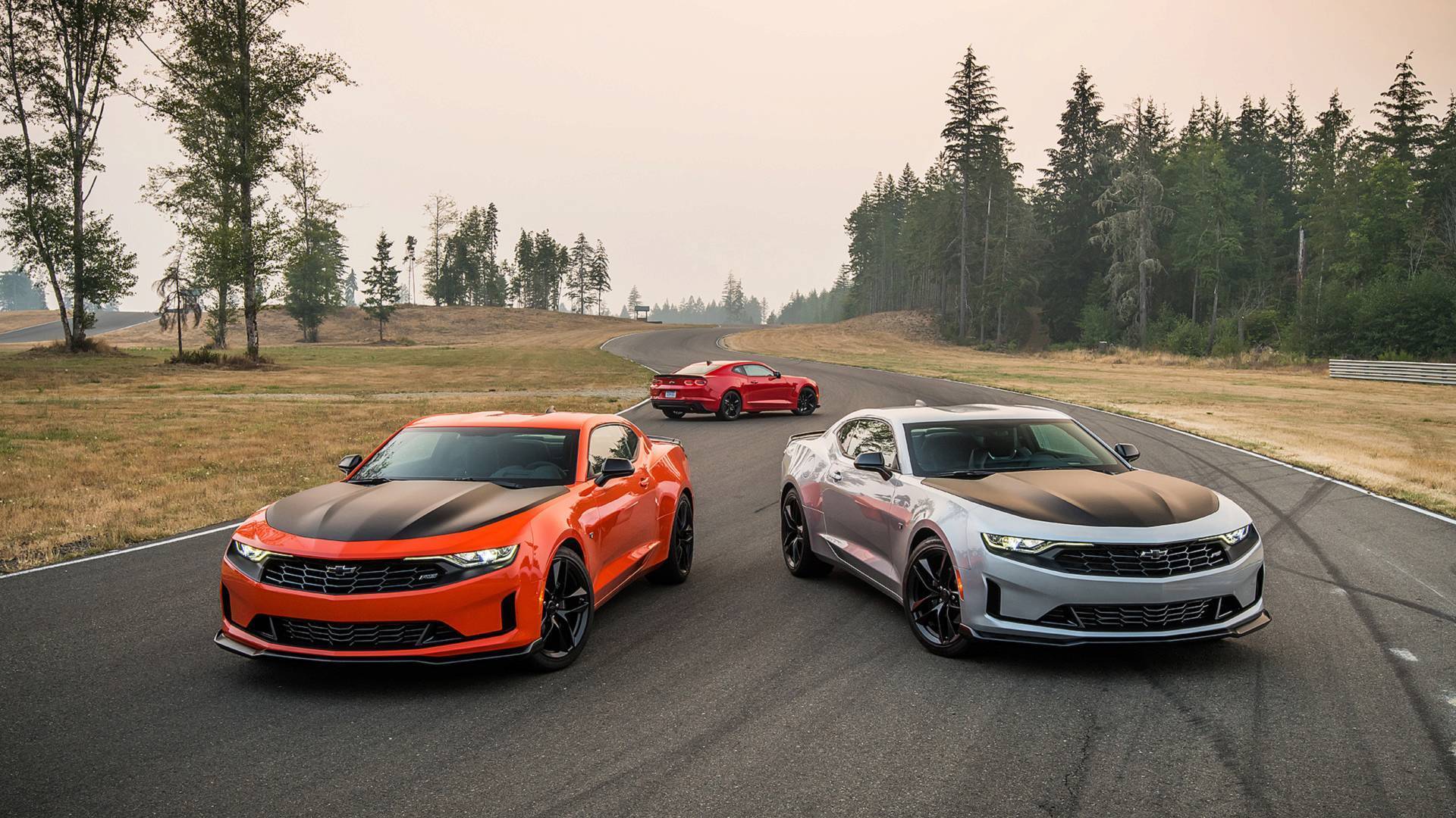 性能落后于野马?科迈罗将在华推特别装束，大改款比GT还帅