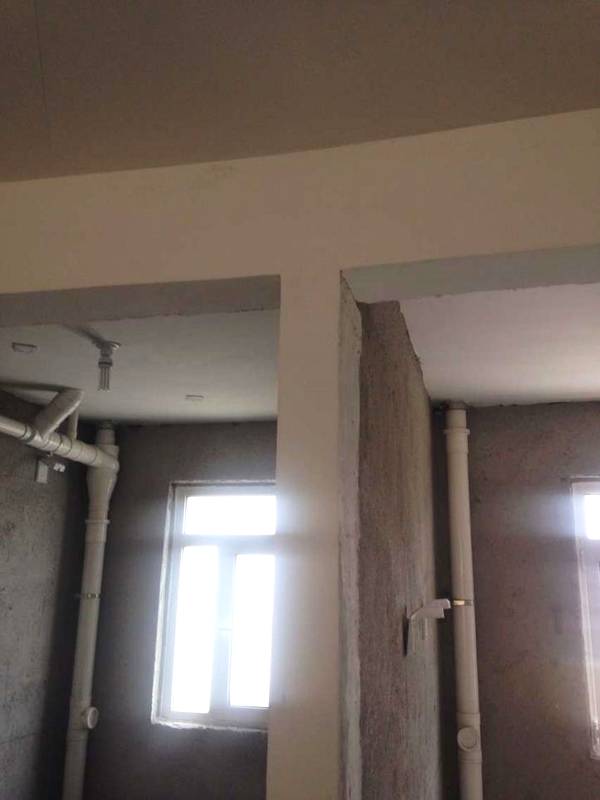 直接卡住,机智师傅包了个垭口,真看不出痕迹了