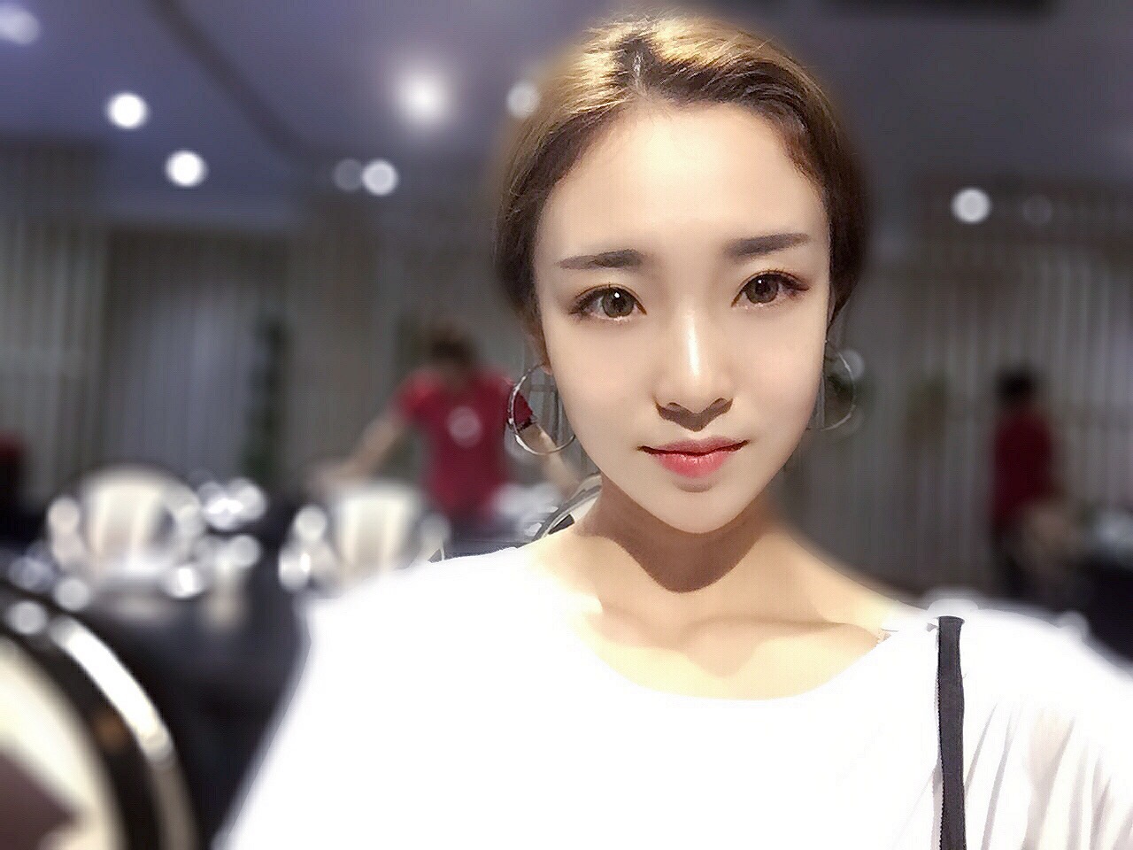 刘思妍,陕西师范大学美术学院大三,20岁,喜欢摄