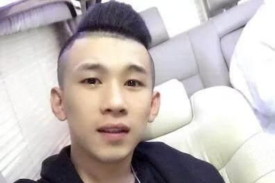 24岁天佑被封杀后近况,用小号直播想洗白:希望