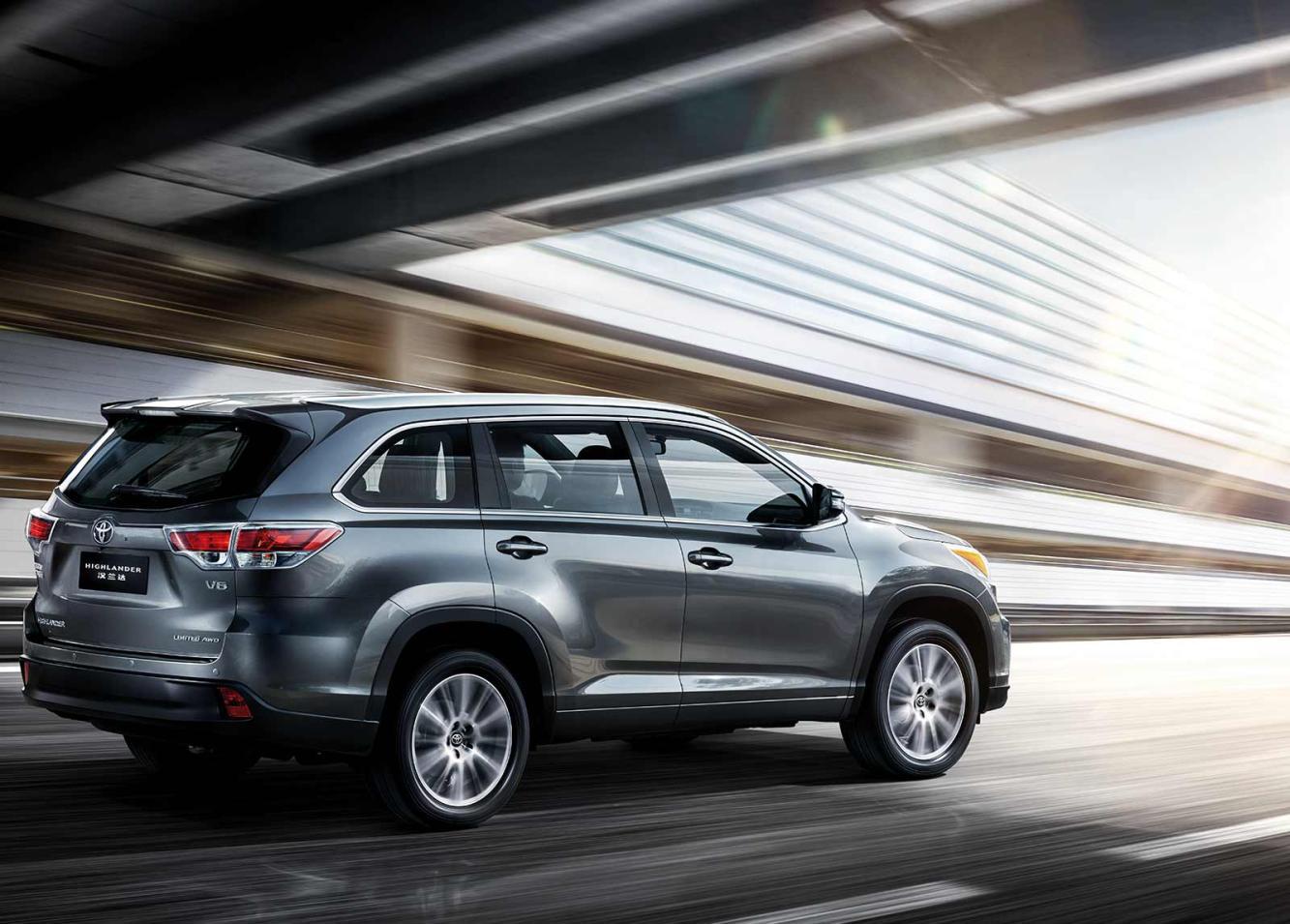 它30W的价格空间足以抗衡Q7, 为什么现在虎落平阳了呢?