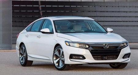 十代雅阁即将披挂上阵, 主打1.5T但缺了10AT——还能打凯美瑞吗?