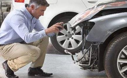 车险该怎么选择呢，车损险到底有没有必要购买？老司机告诉你真相