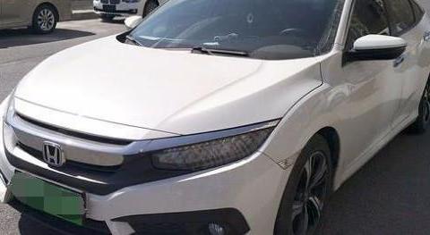 为什么本田思域加价了还有人买？看看这位车主是怎么说的吧！