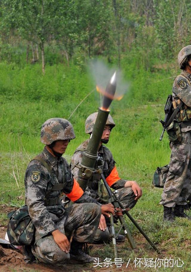 60毫米迫击炮班图片