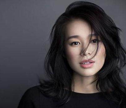 胡杏儿回应产后发际线后移,网友称忽略细节还是很美!