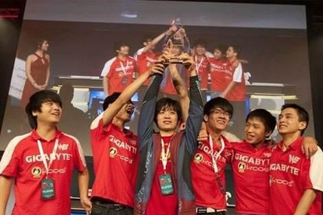 LOL:当年WE被韩国人拔网线是真假?背锅的应