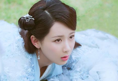 杨紫出的演这四部古装剧,图一被吐槽,图四是花