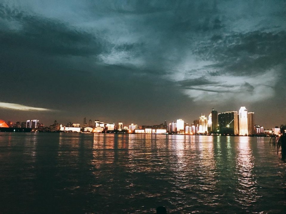 中国物价最低的省会城市,一碗面只要4元钱,免