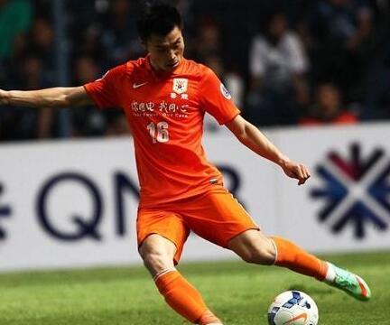 鲁能功勋飞翼将驰援国足走出低谷 下一场比赛