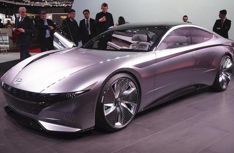 韩系对抗国产的新杀手锏，或15万起，美得连雅阁帕萨特都惭愧！