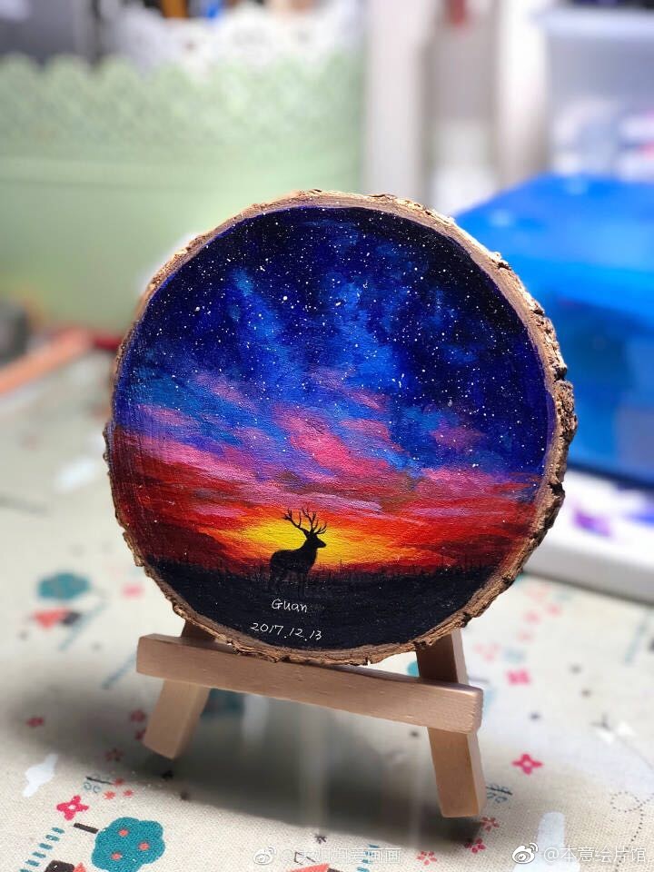 木片上的画。 | 绘画: