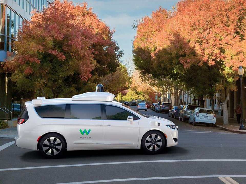 加州将允许完全自动驾驶汽车上路拉客，要和老司机说再见了？