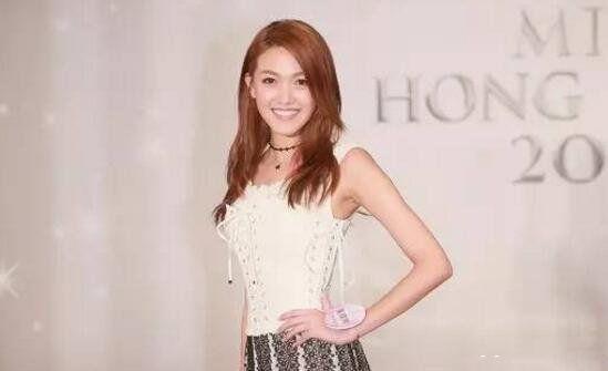 2017香港小姐10强, 雷庄儿成双料冠军, 何依婷