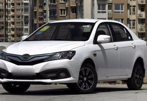 这车才4万起，尺寸却不输卡罗拉，比朗逸还省油，还买捷达？