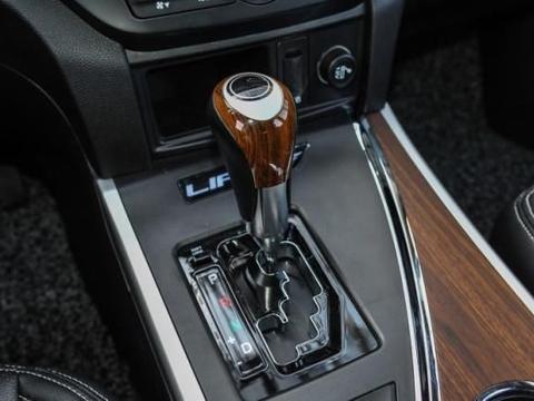 力帆换新车标，堪称最美力帆汽车，仅售十万左右！