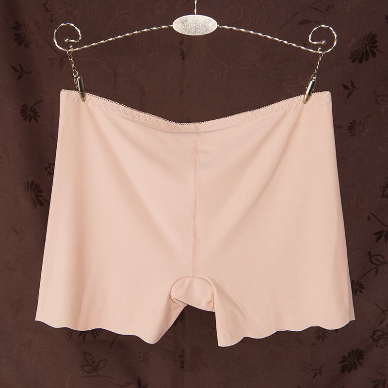 我的天!办公室的女人不穿三角裤?现在流行这样