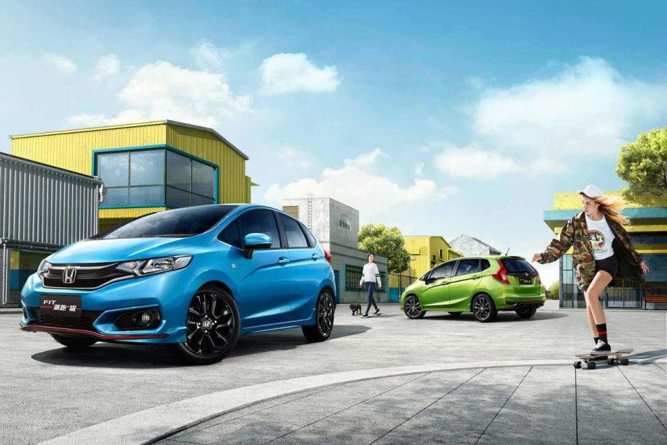 一箱油能跑800公里，这些车10万不到超省油！没买的后悔