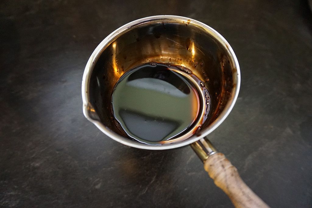 葡萄汁经悠久时光浓缩窖藏而成的美味—意大利巴萨米克醋？