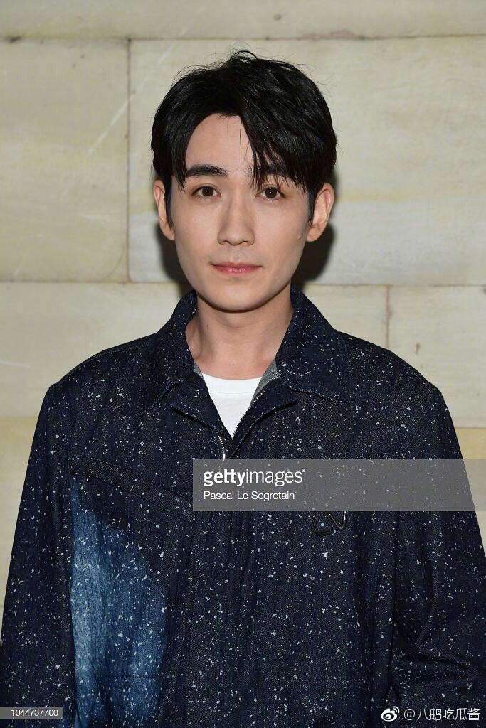 朱一龙巴黎时装lv看秀外网生图出来了,这水平如