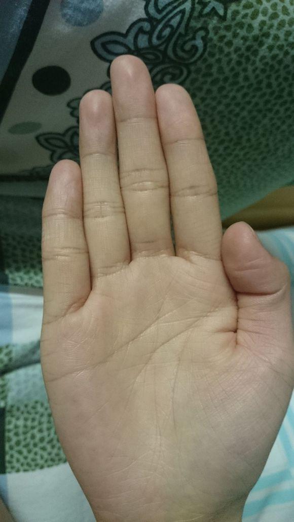 金口灵断--如此女人面相命中注定先穷后富足,苦