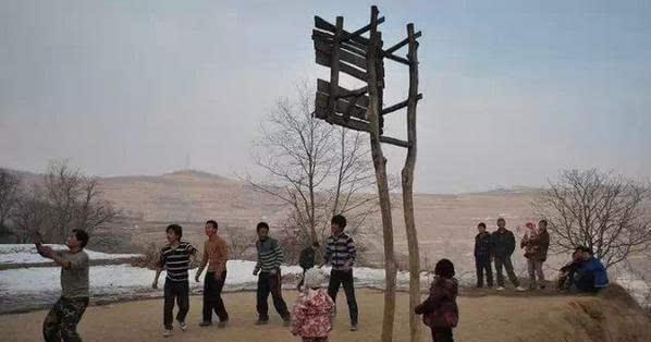 镜头下: 贫困山区孩子的生活, 让人心疼