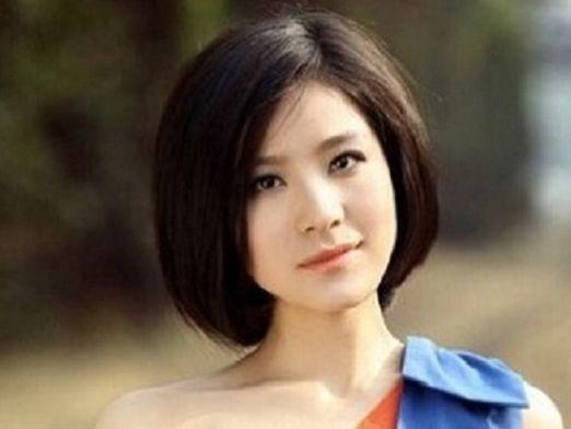 50岁的女人留什么发型好看?可以试试这3款发型，减龄又显气质!