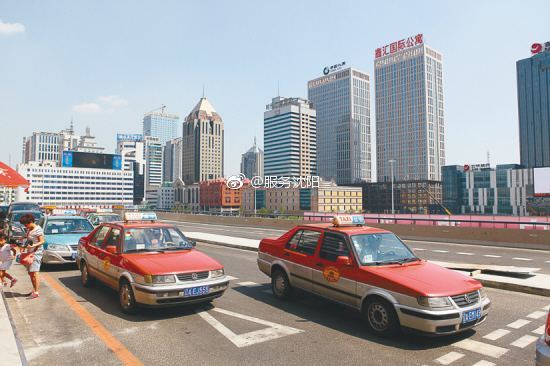 滴滴顺风车停运 出租车生意兴隆 收入增涨近一