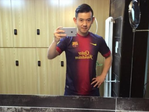 明星们也看世界杯?关晓彤为爱成足球队长,苏醒