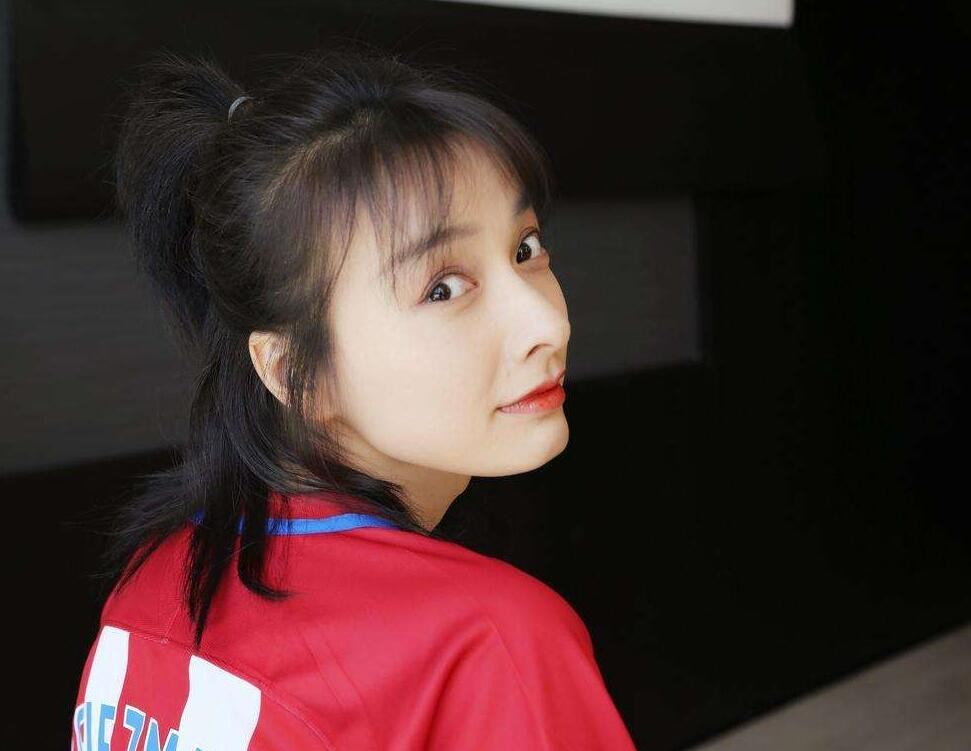 吴昕发“挨饿照片”，潘玮柏零互动，此后江湖再无“无尾熊夫妇”