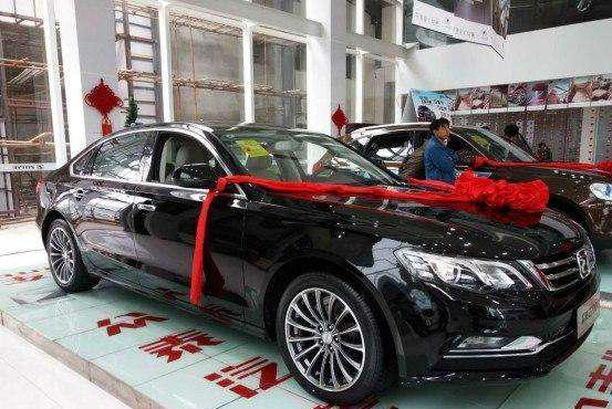 村支书放弃本田雅阁, 花17万提众泰Z700顶配, 提完车就不满意了