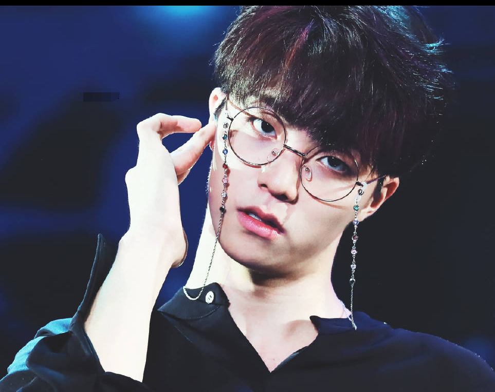 陈立农戴上眼镜让多少农糖姐姐少女心爆棚 在