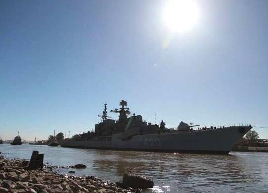 一支中国队伍登上北方四岛,俄:终于把他们盼来