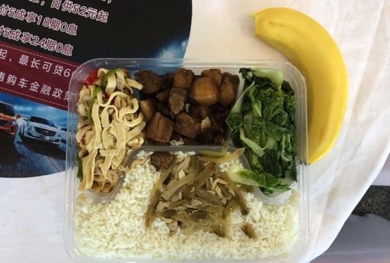 车展米其林!武汉国际车展谁家盒饭最好吃?