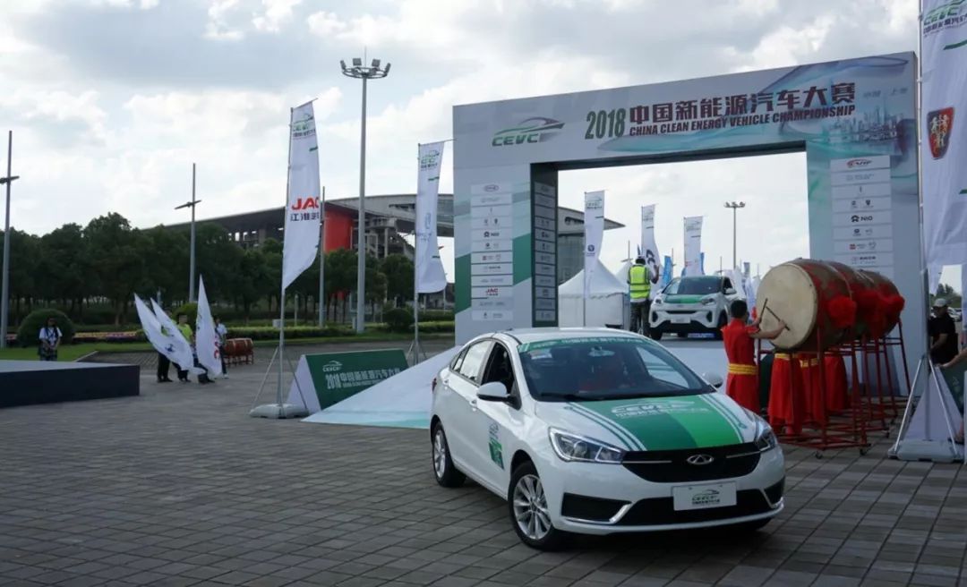 中国新能源汽车大赛最大黑马竟是TA？