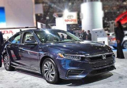 本田又出新车, 外观很像思域, 搭载混合动力, 仅售15万