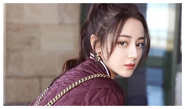 迪丽热巴工作室名称曝光,网友:难怪会红,情商真