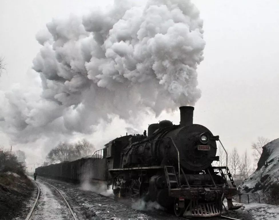 东莞龙凤山庄3D玻璃桥完美升级,刺激又好玩,你