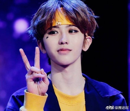 魏大勋昨日回复蔡徐坤微博 正式认领自己这位