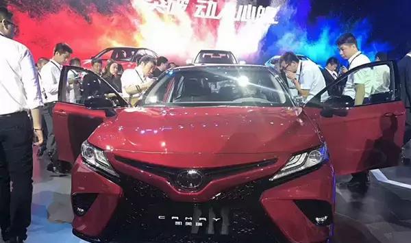 将于11月正式首发，国产全新凯美瑞亮相