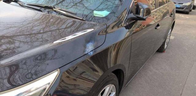 春节期间多发鞭炮伤车事件!难寻肇事者车主还