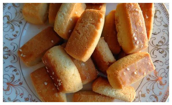 东北人爱吃的3种零食，吃过柿子饼不奇怪，吃过炉果算你牛