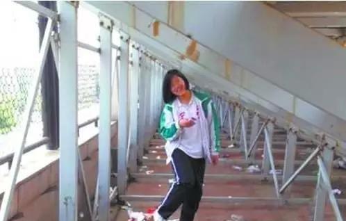 跳楼女孩孙正雯遗书, 父母随口而出的谩骂