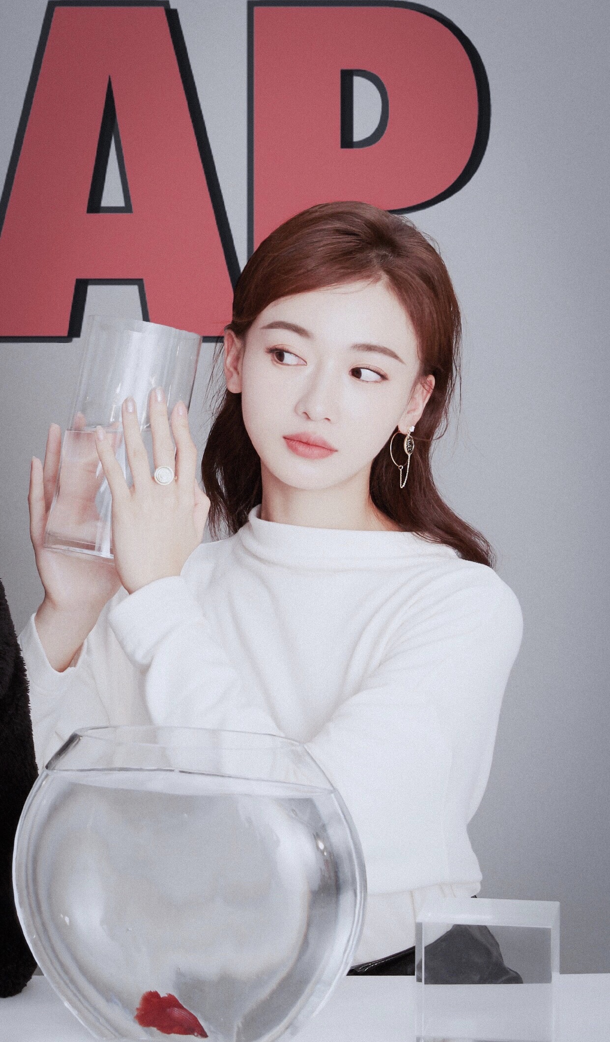 吴谨言耍大牌只是团队的错?路人和曾经采访过